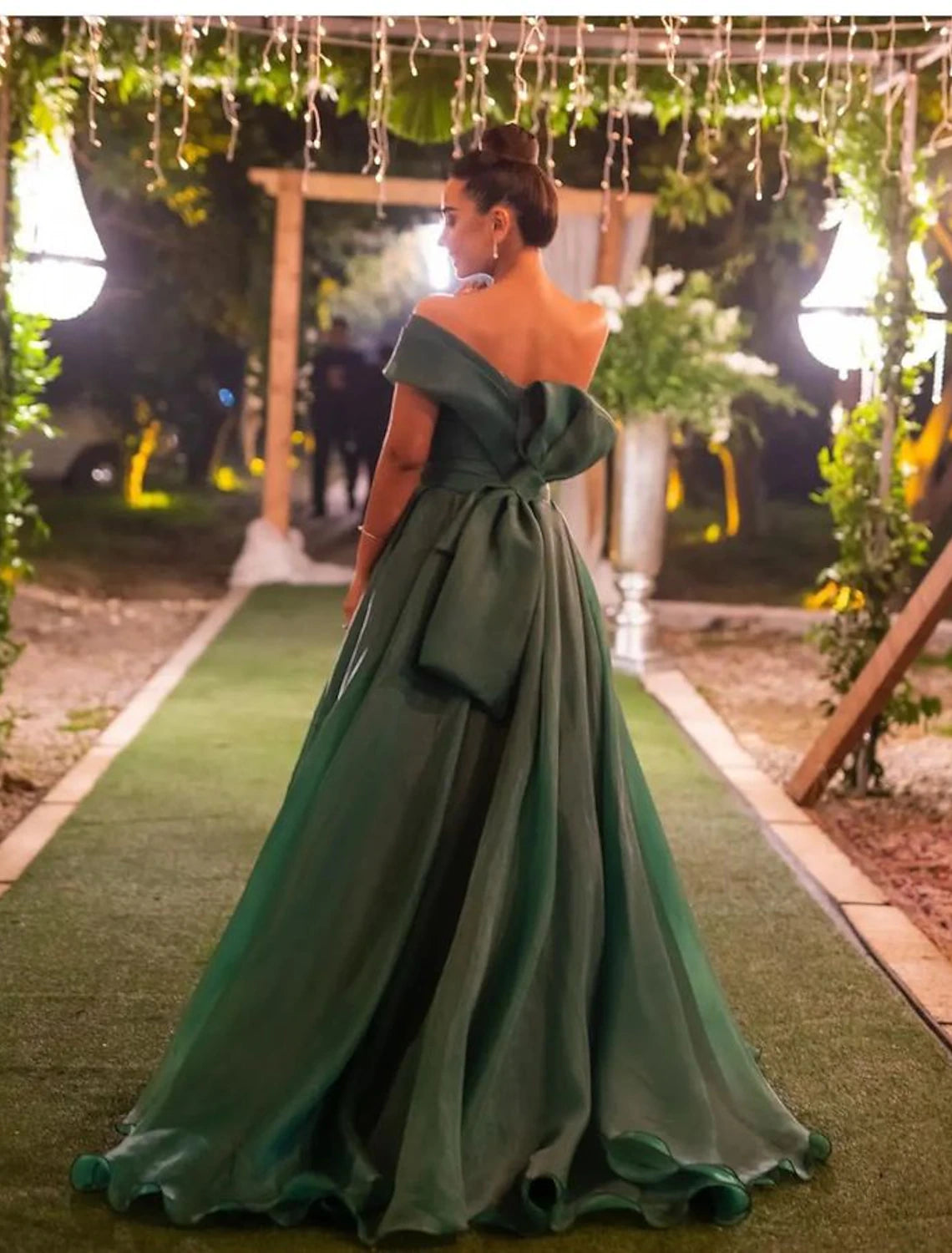 Wholesa A-Line Evening Gown Red Green Dress Wedding Guest Prom Sweep / Brush Train Short Sleeve One Shoulder Organza with Ruched Slit