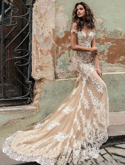 wholesale  Wedding Dresses in Color Formal Wedding Dresses Mermaid / Trumpet Off Shoulder Cap Sleeve Court Train Lace Bridal Gowns With Appliques