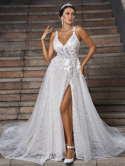Wholesa  A-Line/Princess Lace Applique V-neck Sleeveless Sweep/Brush Train Wedding Dresses