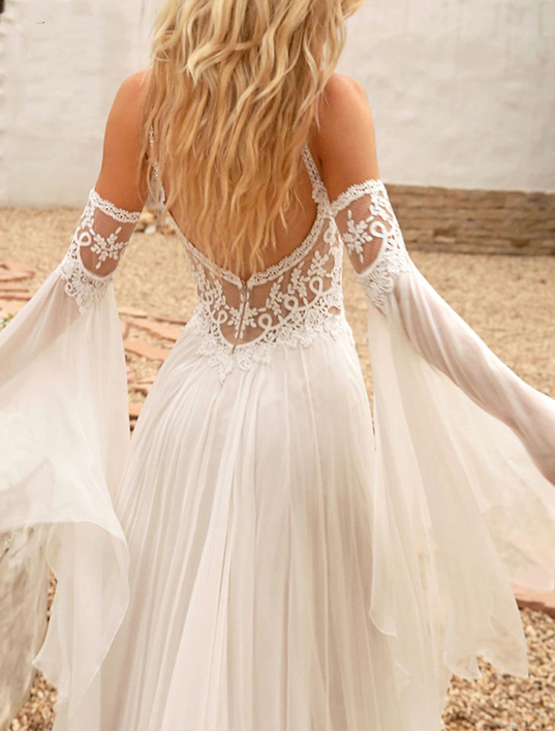 Wholesa Open Back Little White Dresses Wedding Dresses A-Line Camisole Sleeveless Asymmetrical Chiffon Bridal Gowns With Embroidery Solid Color